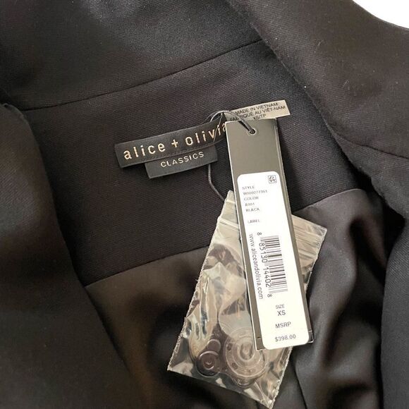 Alice + Olivia Black Bolero with Stunning Bow Accent
|SIZE: XS| - Picture 3 of 14